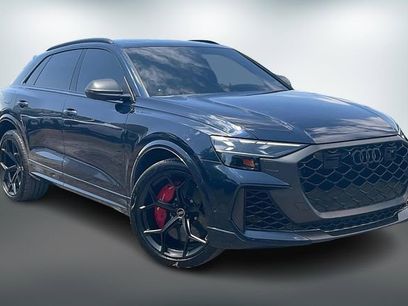 Certified 2025 Audi RS Q8 performance w/ Matte Carbon Package
