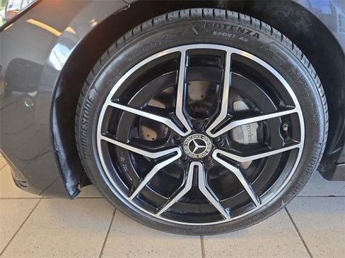 Used 2023 Mercedes-Benz C 300 Sedan image 10