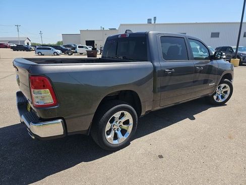 Used 2022 RAM 1500 Big Horn AWD/4WD image 5