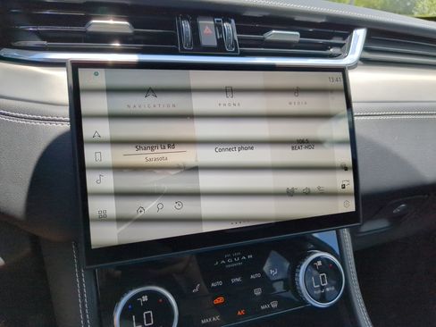 New 2026 Jaguar F-PACE R-Dynamic S image 21