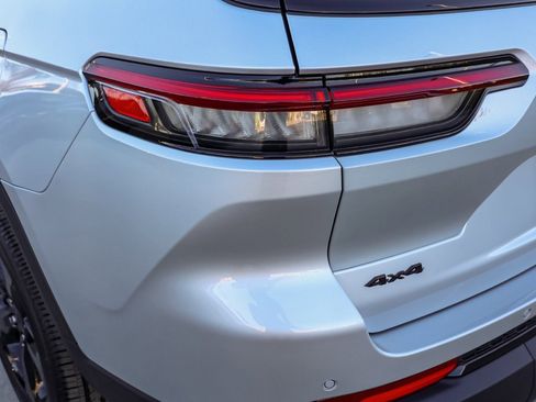 New 2025 Jeep Grand Cherokee L Altitude image 7