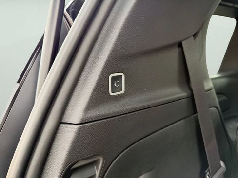 New 2026 Chrysler Pacifica Select AWD/4WD image 19