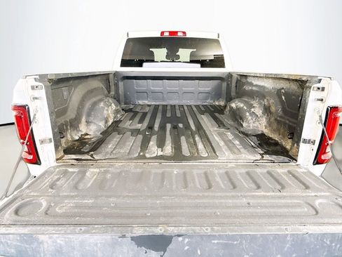 Used 2025 RAM 2500 Big Horn AWD/4WD image 25