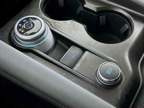 New 2026 Ford Explorer Active w/ Active Comfort Package image 17