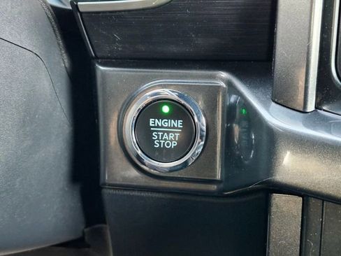 Used 2022 Ford F150 XLT w/ Equipment Group 302A High image 24