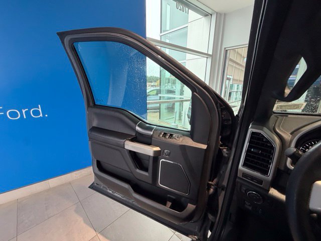 Used 2020 Ford F150 Lariat w/ Equipment Group 502A Luxury AWD/4WD image 27