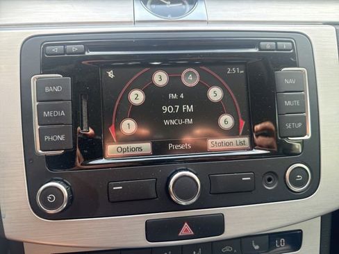 Used 2014 Volkswagen CC Sport image 15