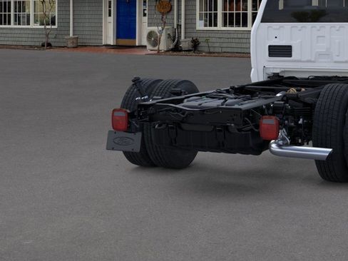 New 2025 Ford F350 XL RWD image 21
