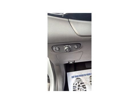 Used 2023 Buick Encore GX Essence w/ Experience Buick Package AWD/4WD image 4