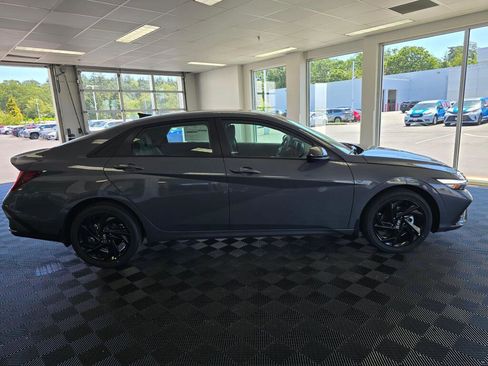New 2026 Hyundai Elantra Sport FWD image 2