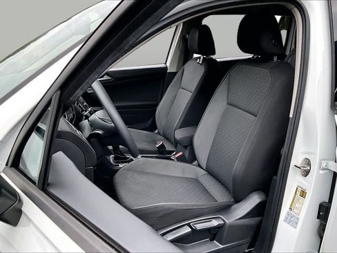 Used 2020 Volkswagen Tiguan S FWD image 8