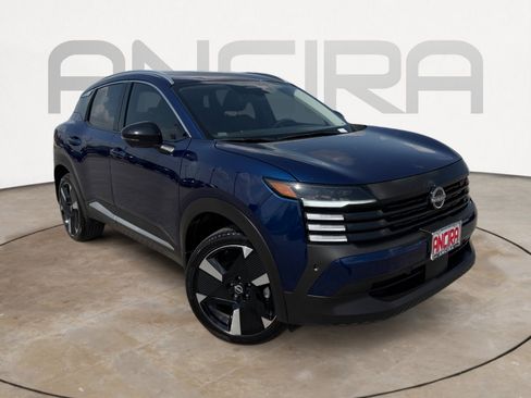Used 2026 Nissan Kicks SR FWD image 4