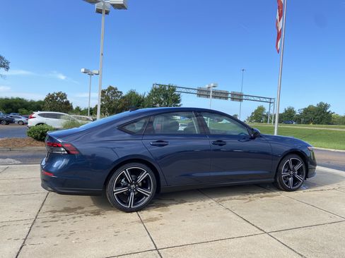 New 2026 Honda Accord SE image 11