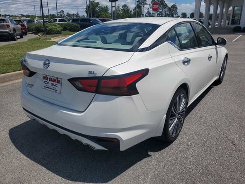 Used 2024 Nissan Altima 2.5 SL FWD image 6