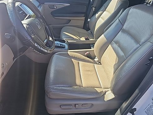 Used 2020 Honda Ridgeline RTL image 10