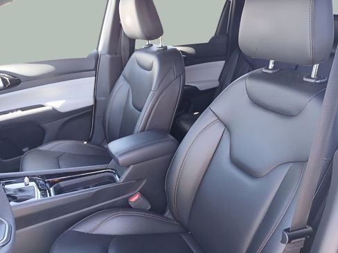 Used 2024 Jeep Compass Limited AWD/4WD image 20