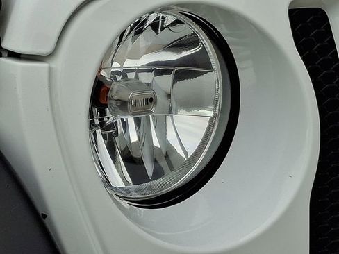 Used 2021 Jeep Wrangler Unlimited Sport S image 12