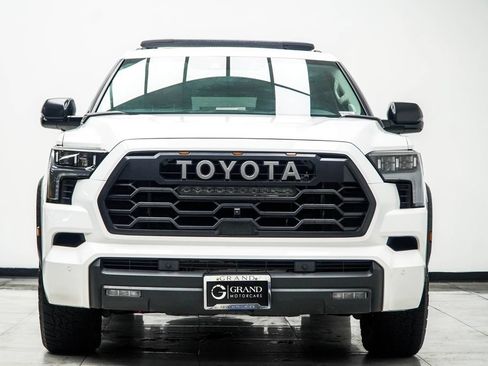 Used 2023 Toyota Sequoia TRD Pro AWD/4WD image 8