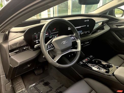 Used 2025 Audi A6 e-tron Premium Plus w/ Premium Plus image 17