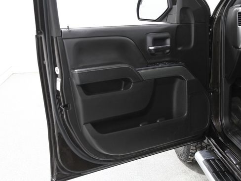 Used 2018 Chevrolet Silverado 1500 LT image 4