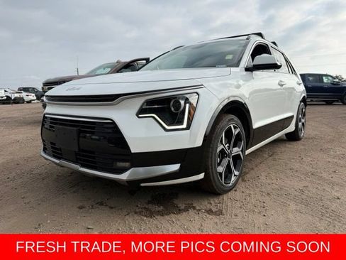 Used 2023 Kia Niro EX Touring FWD image 1