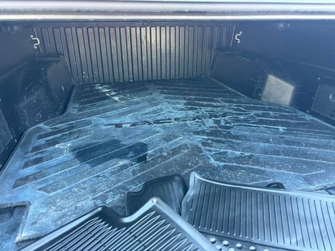 Used 2018 Toyota Tacoma TRD Sport w/ Technology Package image 18