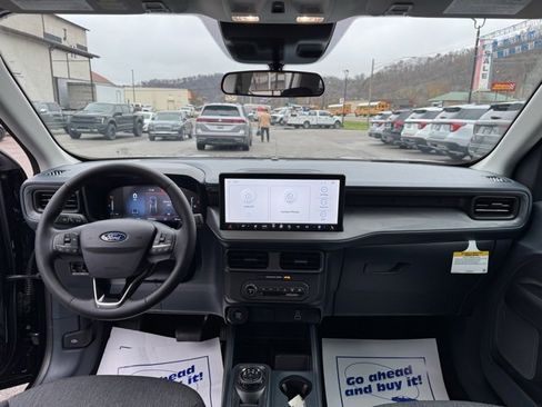 New 2025 Ford Maverick XLT w/ XLT Luxury Package image 19