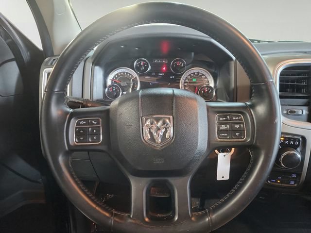 Used 2019 RAM 1500 Classic SLT w/ SLT Plus D←cor Group AWD/4WD image 21
