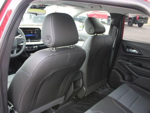 New 2026 Chevrolet Trax LT FWD image 22