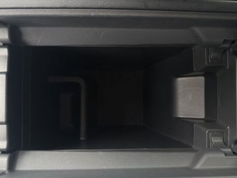 Used 2025 Nissan Rogue SV AWD/4WD image 31