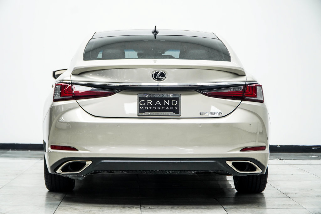 Used 2022 Lexus ES 350 Ultra Luxury w/ Accessory Package 2 FWD image 15