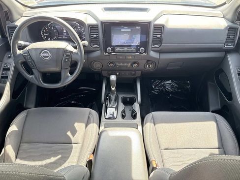 Certified 2023 Nissan Frontier SV w/ Midnight Edition Package RWD image 15