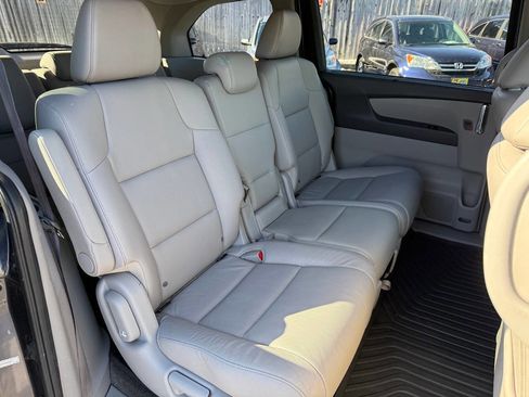 Used 2014 Honda Odyssey EX-L image 33