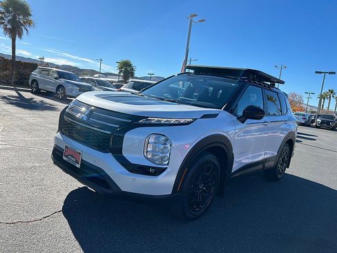 New 2026 Mitsubishi Outlander Trail Edition S-AWC image 7