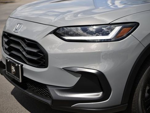 New 2026 Honda HR-V Sport image 3