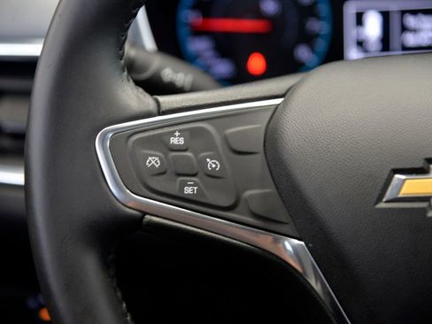 Used 2018 Chevrolet Equinox LT FWD image 22