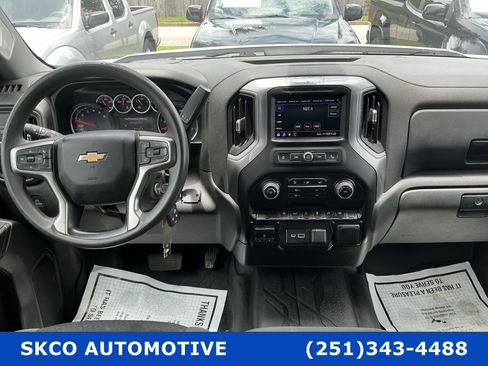 Used 2022 Chevrolet Silverado 1500 Custom w/ Safety Confidence Package RWD image 15