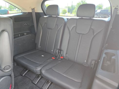 Used 2024 Kia Sorento EX w/ Panoramic Sunroof Package FWD image 14