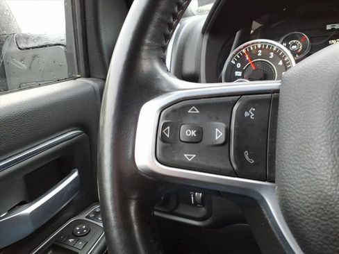 Used 2024 RAM 2500 Big Horn w/ Night Edition AWD/4WD image 17