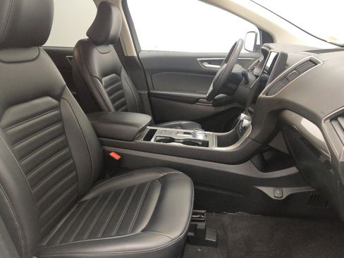 Used 2024 Ford Edge SEL image 21