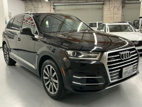 Used 2018 Audi Q7 3.0T Premium image 3