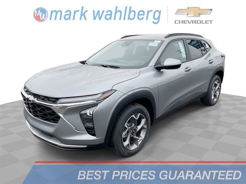 New 2026 Chevrolet Trax LT w/ Driver Confidence Package image 1