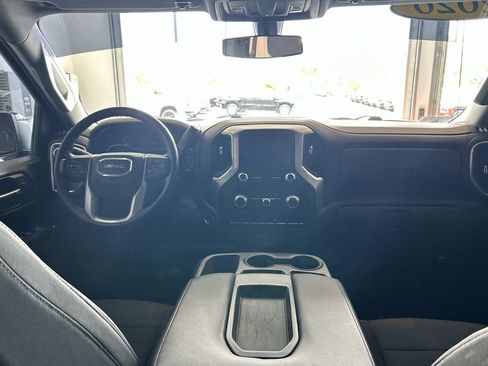 Certified 2020 GMC Sierra 1500 Elevation w/ Elevation Value Package AWD/4WD image 17