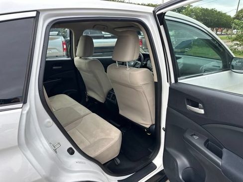 Used 2015 Honda CR-V LX image 11