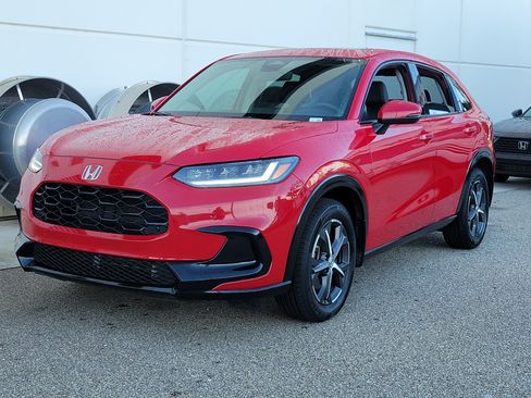 Used 2024 Honda HR-V EX-L image 3