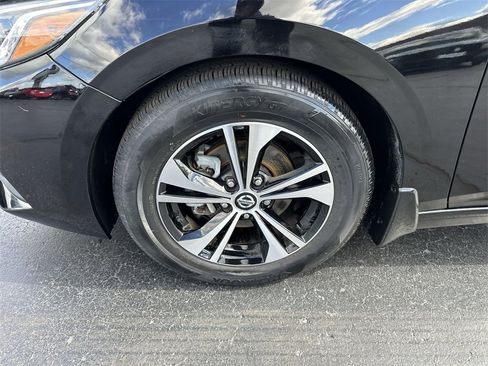 Used 2022 Nissan Sentra SV w/ Trunk Package image 10