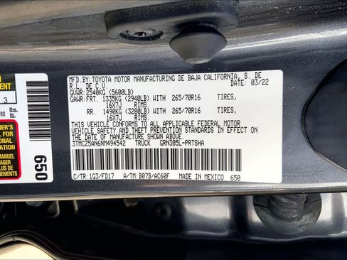 Used 2022 Toyota Tacoma TRD Off-Road w/ Technology Package image 33