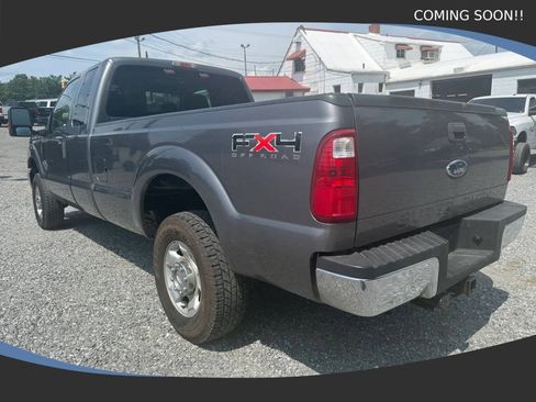 Used 2011 Ford F250 XLT w/ XLT Premium Pkg AWD/4WD image 3