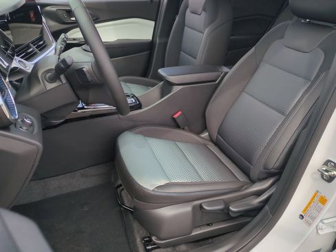 New 2026 Chevrolet Trax LT w/ Driver Confidence Package image 19