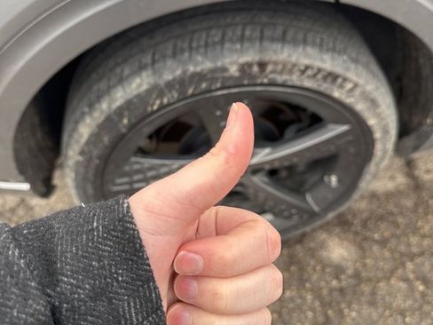 Used 2024 Genesis GV70 2.5T w/ Sport Prestige Package image 22